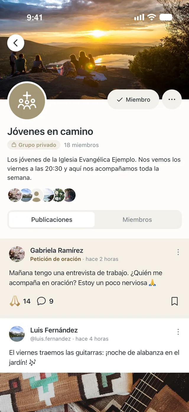 El Grupo privado «Jóvenes en camino», 18 miembros, con una petición de oración y una publicación sobre la noche de alabanza